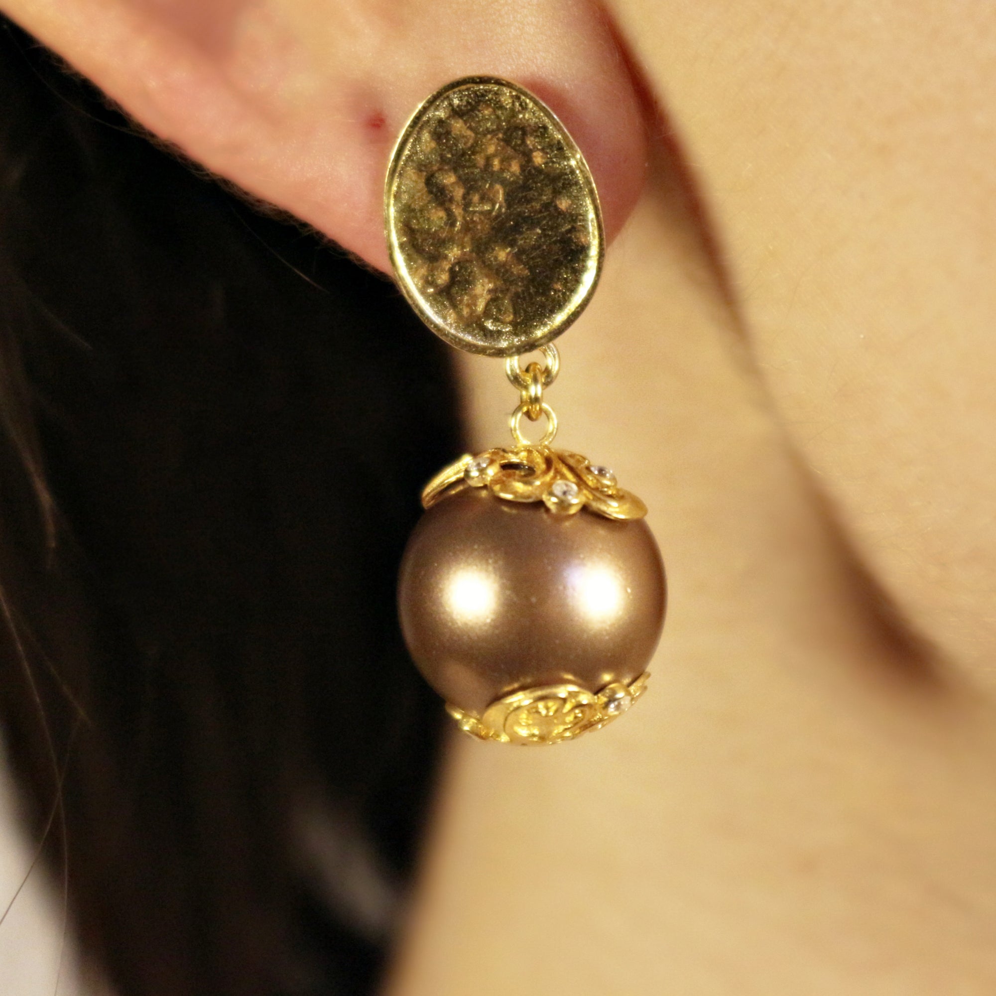 BALLROOM TYPE
